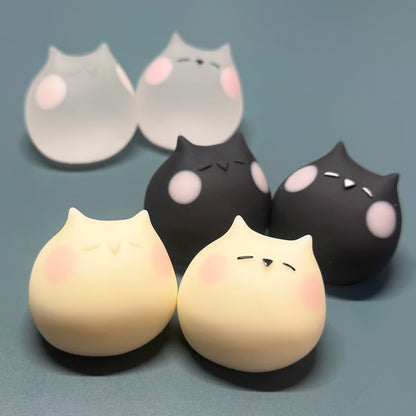もにゅ山田さん_黒ほっぺ(顔あり)